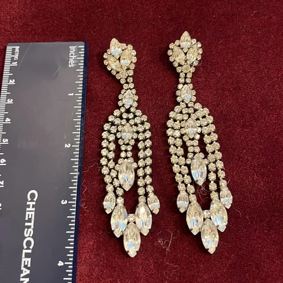 Statement earrings - Picture 3 of 5
